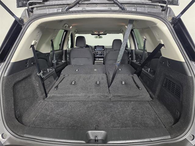 Used 2024 Nissan Pathfinder S AWD/4WD image 21
