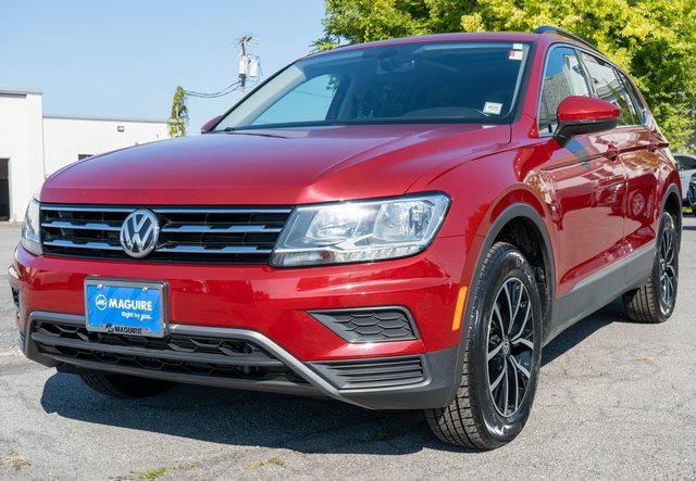 Used 2021 Volkswagen Tiguan SE image 2