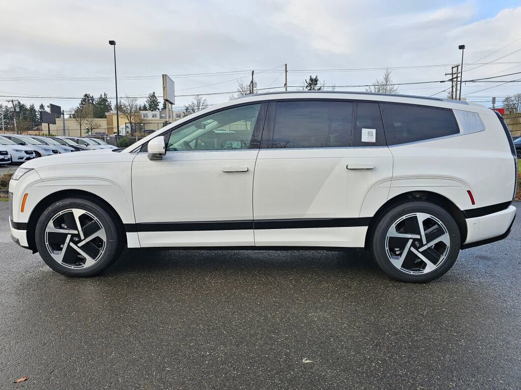 New 2026 Hyundai Ioniq 9 Calligraphy image 4