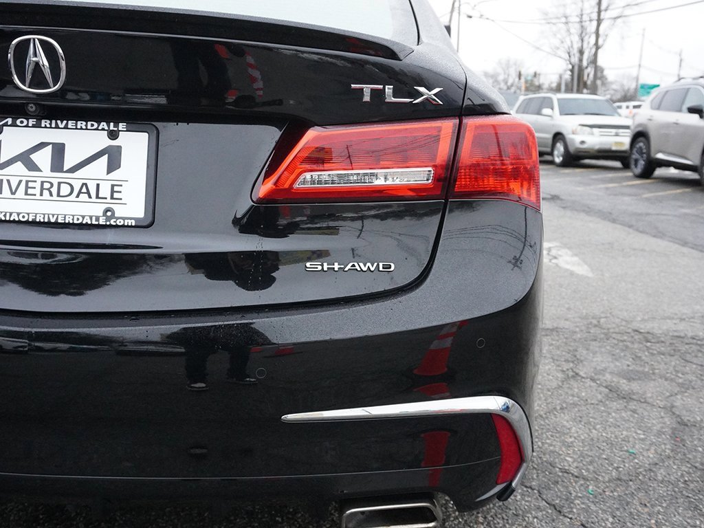 Used 2018 Acura TLX V6 SH-AWD w/ Advance Package image 17