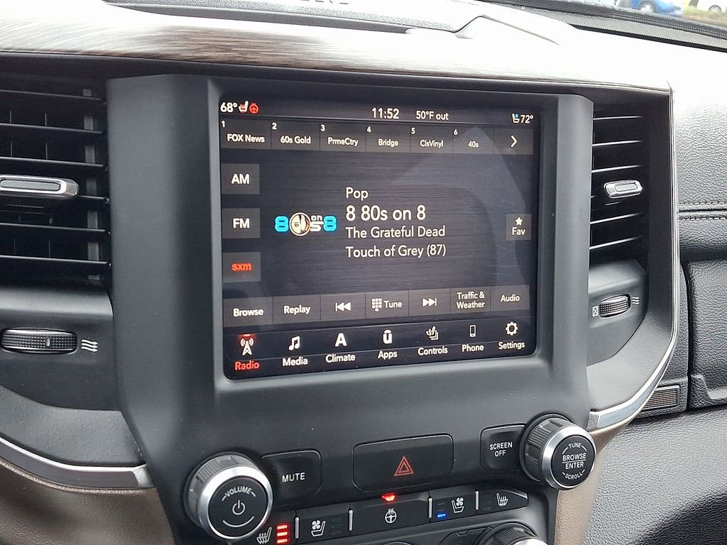 Used 2019 RAM 1500 Laramie AWD/4WD image 3