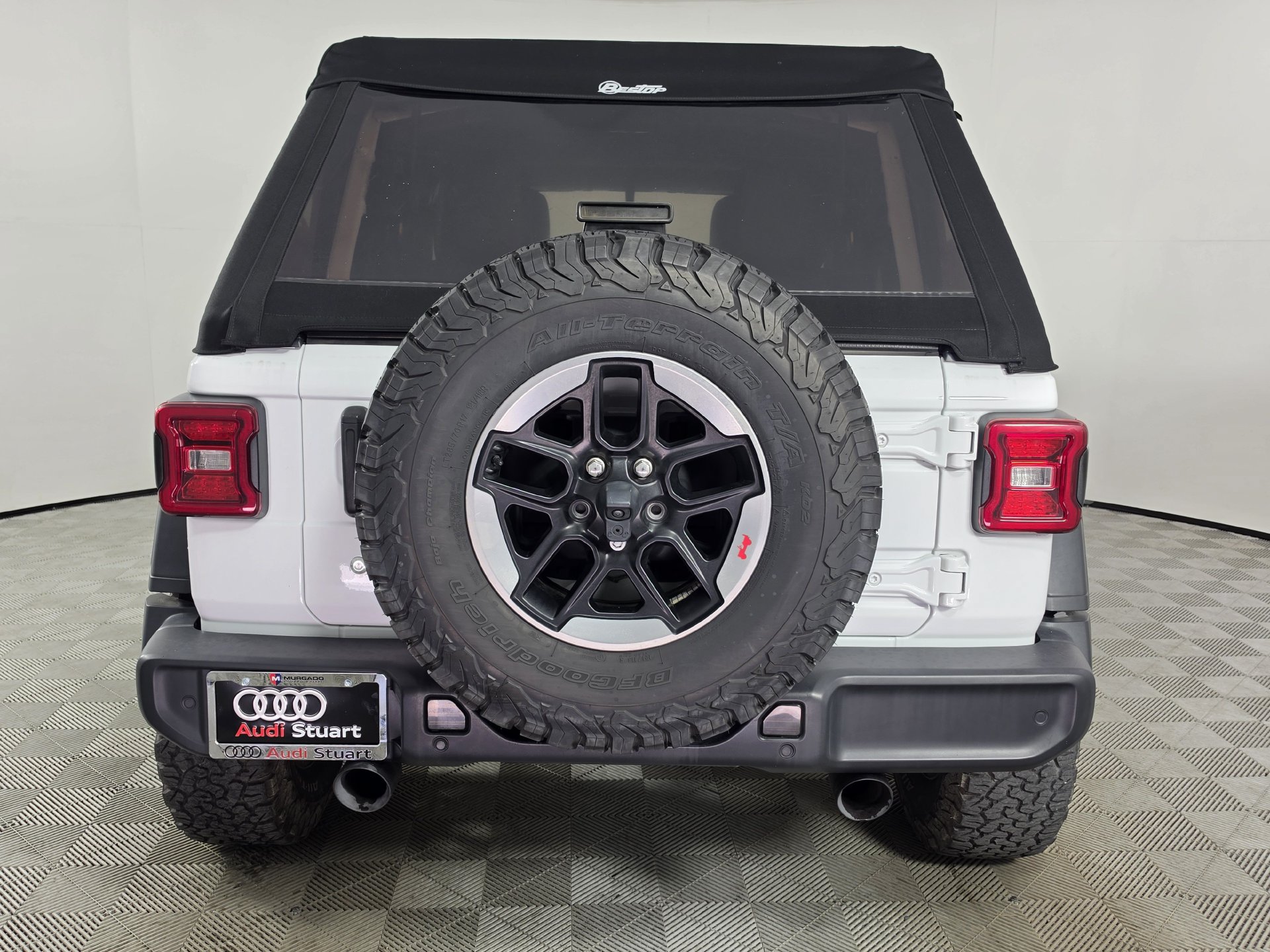 Used 2019 Jeep Wrangler Unlimited Rubicon AWD/4WD image 6