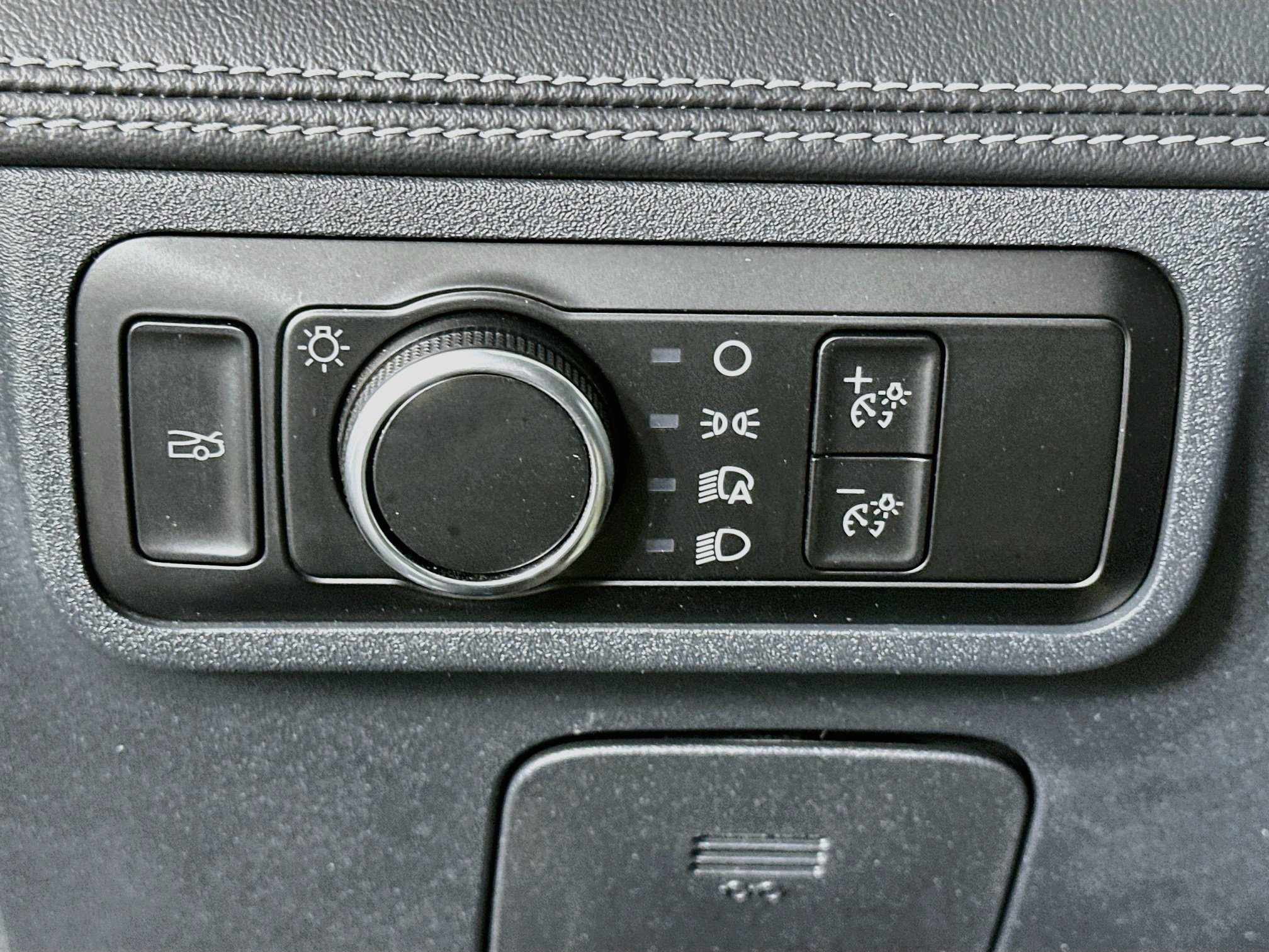 Used 2024 Ford Mustang GT Premium RWD image 17