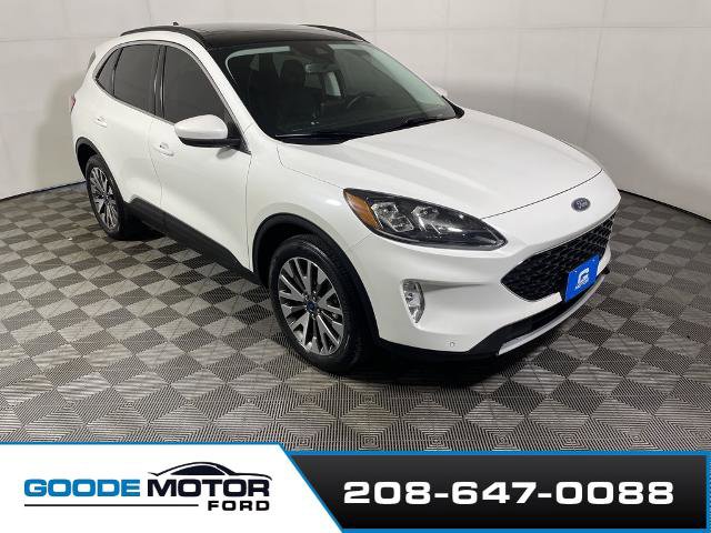 Certified 2022 Ford Escape Titanium w/ Class II Trailer Tow Package