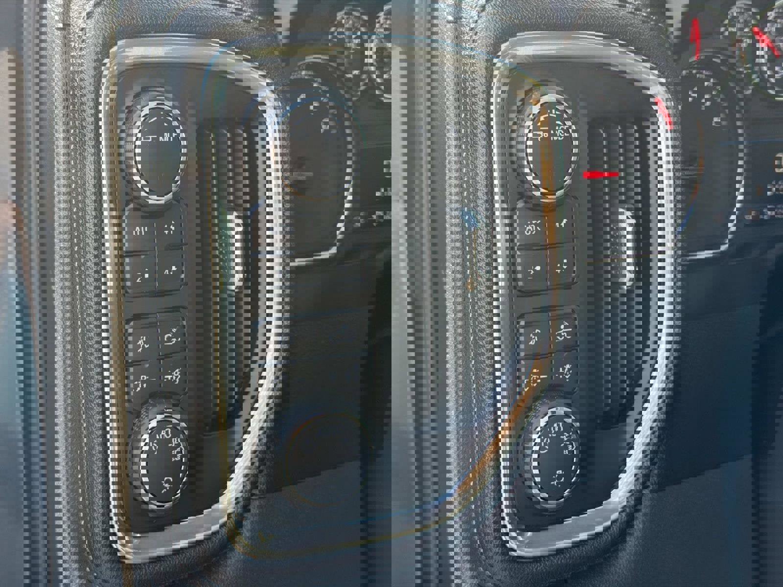 Certified 2021 Chevrolet Silverado 1500 LT Trail Boss w/ Convenience Package II AWD/4WD image 5