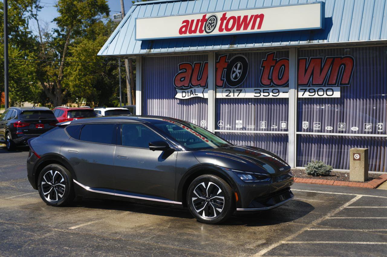 Used 2022 Kia EV6 Wind w/ Wind Technology Package AWD/4WD image 23