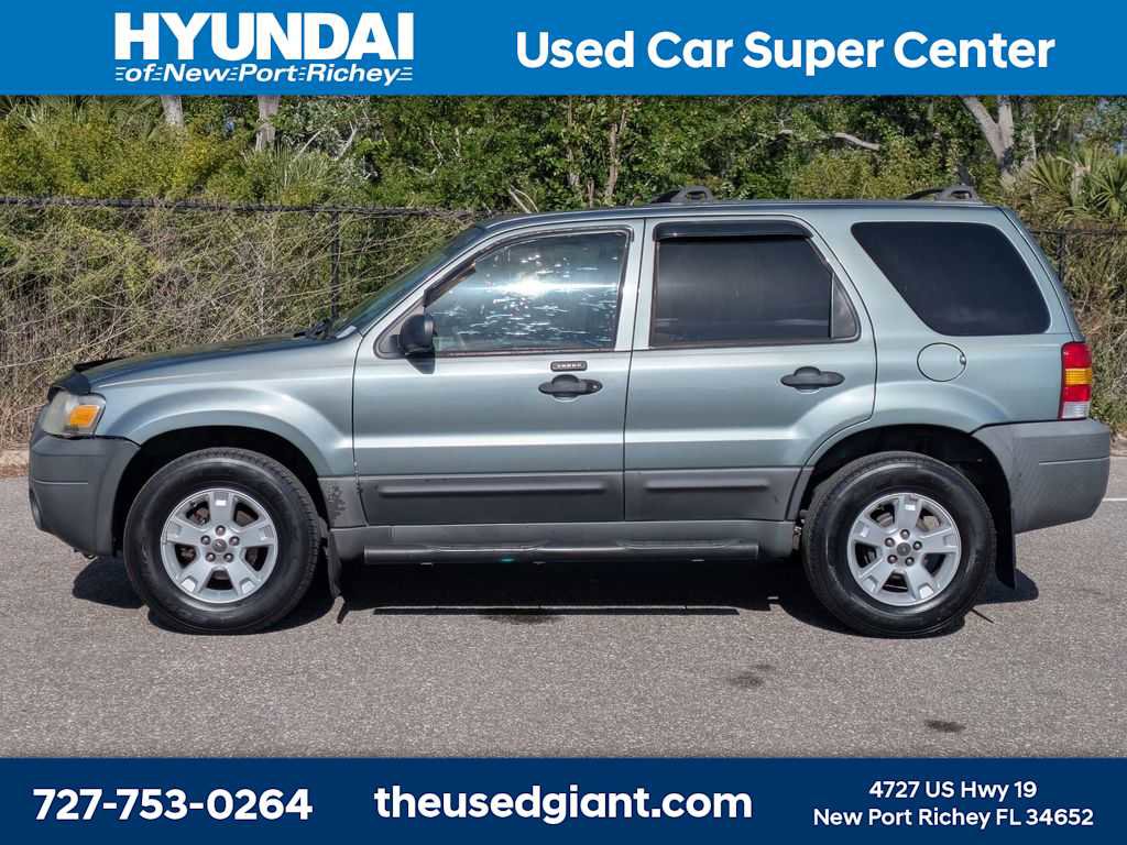 Used 2007 Ford Escape XLT image 2