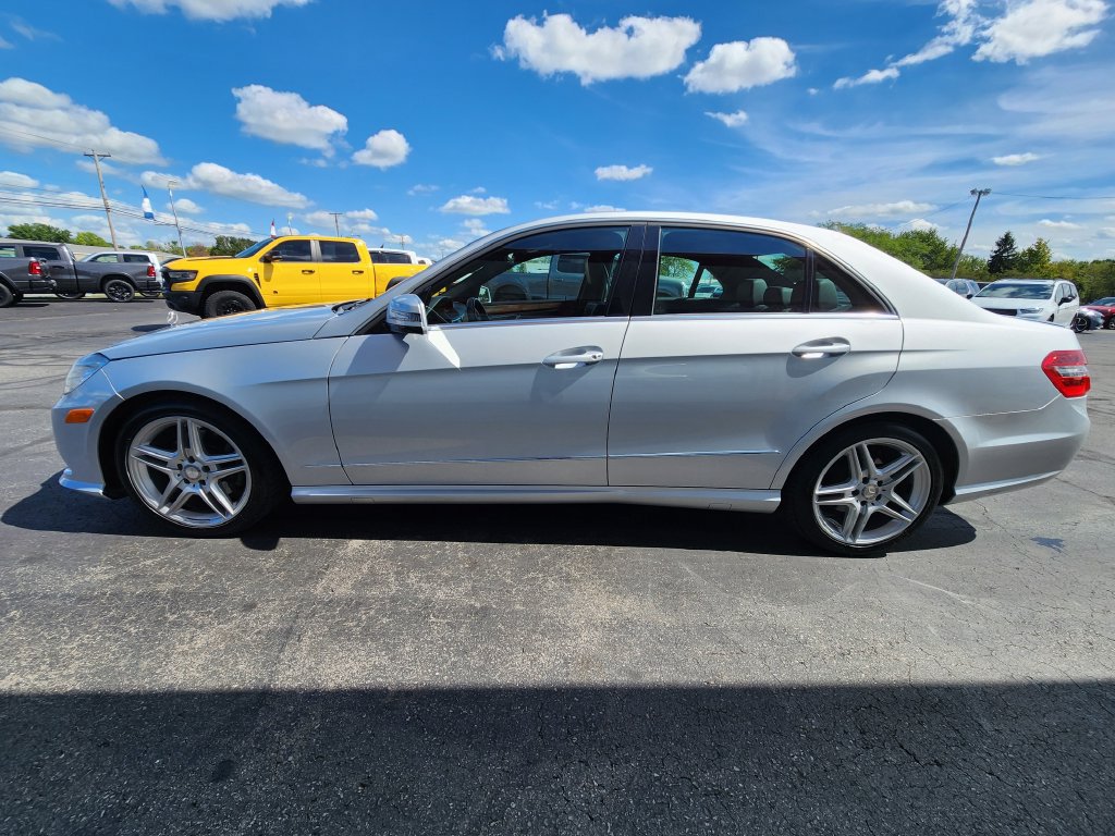 Used 2013 Mercedes-Benz E 350 4MATIC Sedan image 38