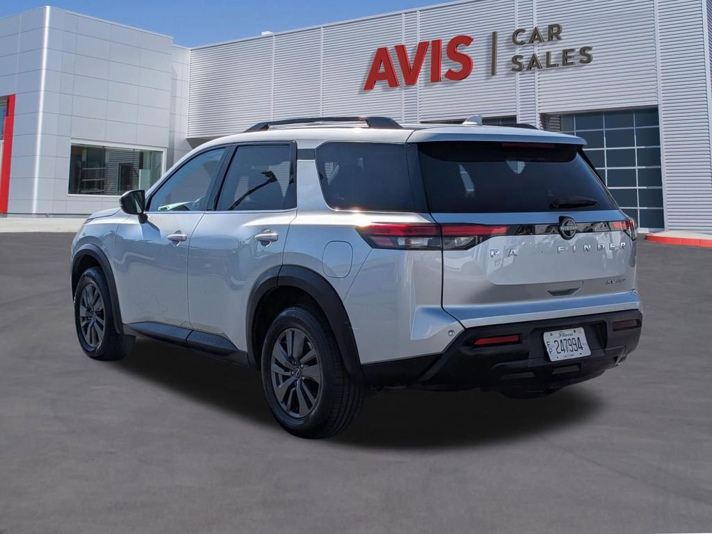 Used 2024 Nissan Pathfinder SV AWD/4WD image 9