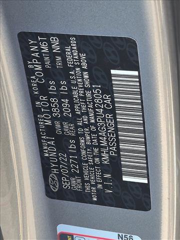 Used 2023 Hyundai Elantra SEL w/ Cargo Package FWD image 17