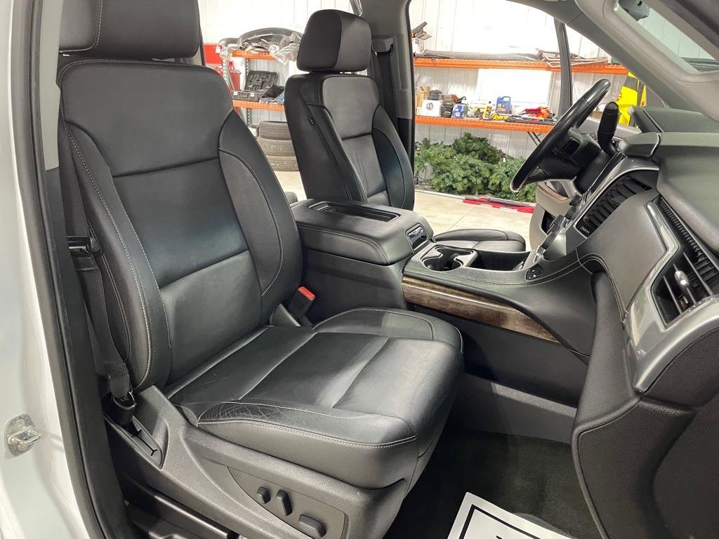 Used 2018 Chevrolet Suburban LT AWD/4WD image 28