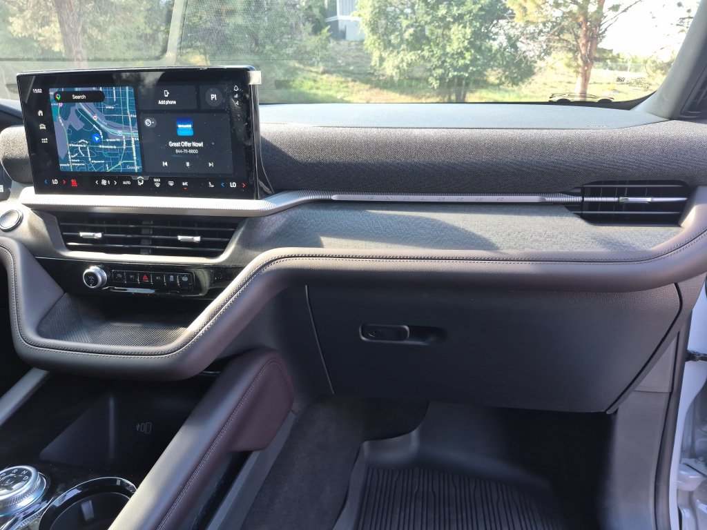 New 2026 Ford Explorer Platinum w/ LUX Leather Package AWD/4WD image 30