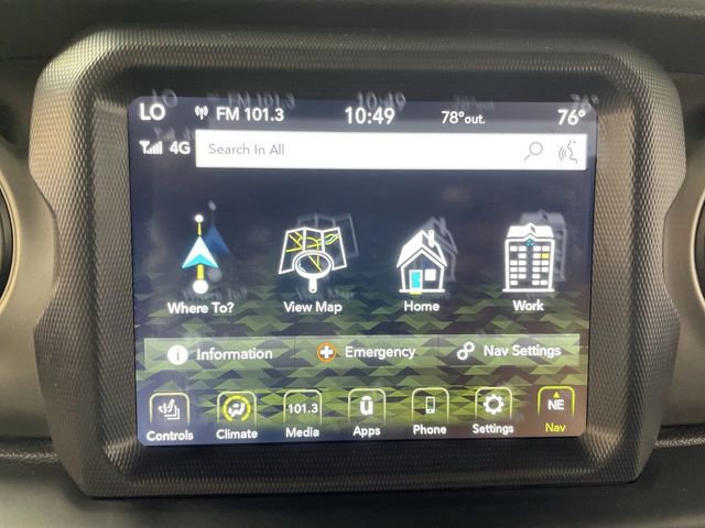 Used 2021 Jeep Gladiator Willys image 18