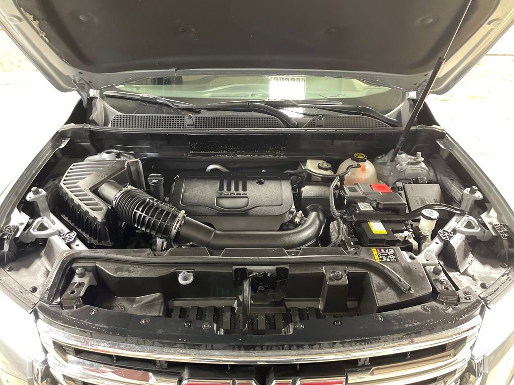 Certified 2023 GMC Acadia SLE w/ Driver Convenience Package image 21