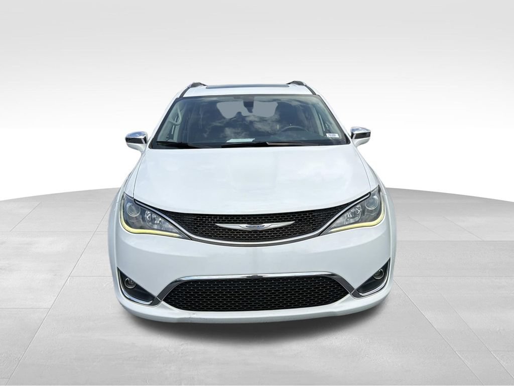 Used 2020 Chrysler Pacifica Limited FWD image 8