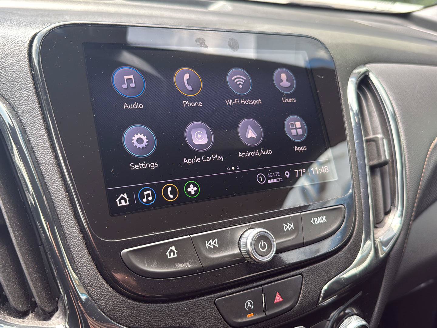 Used 2024 Chevrolet Equinox Premier w/ Redline Edition FWD image 17