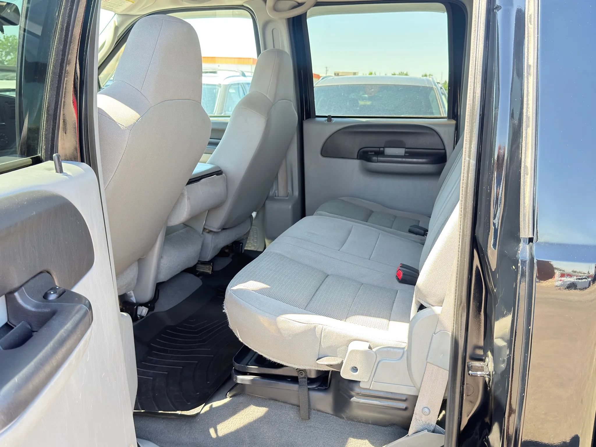 Used 2006 Ford F250 XL AWD/4WD image 13