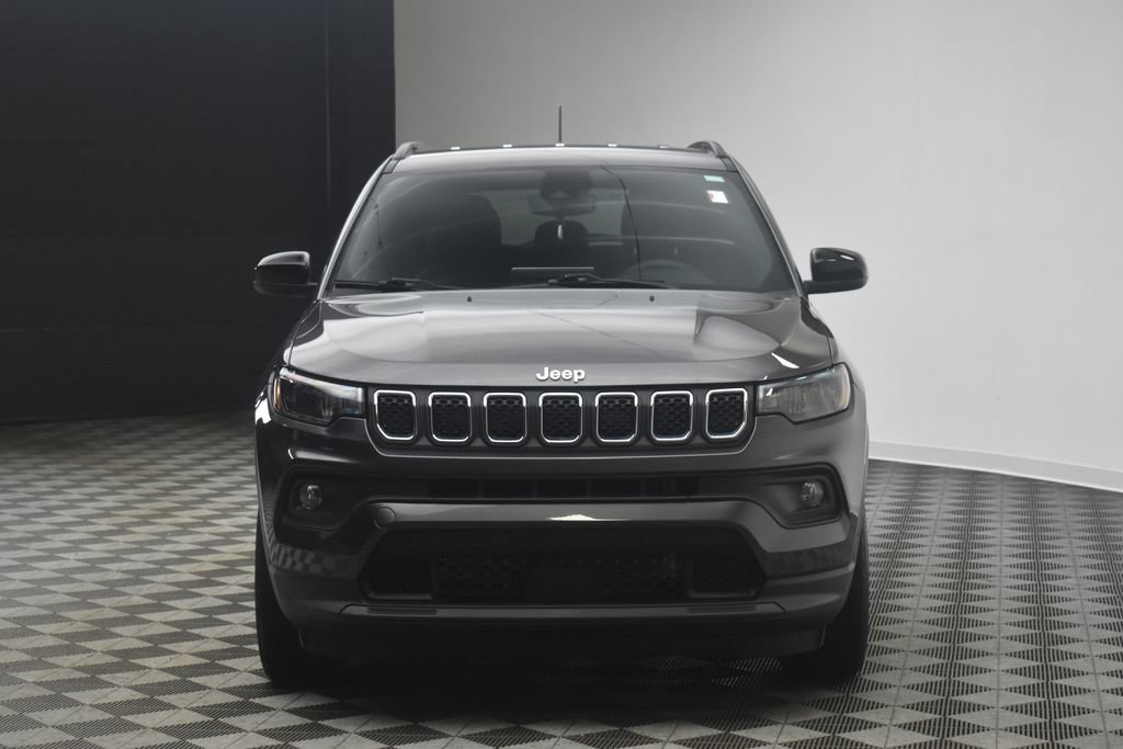 Certified 2023 Jeep Compass Latitude AWD/4WD image 16
