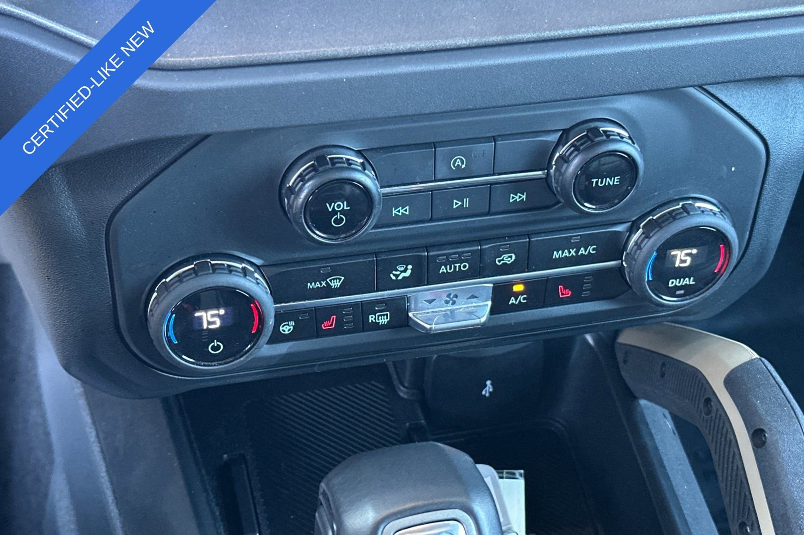 Certified 2025 Ford Bronco Badlands image 20