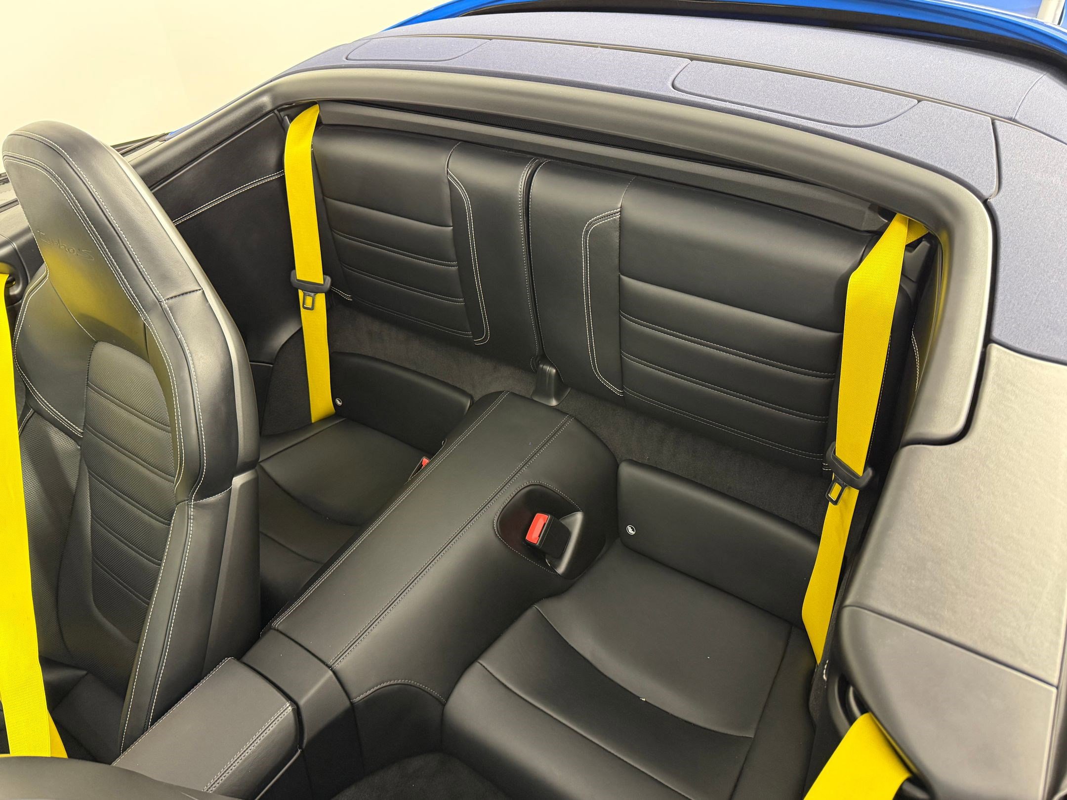 Certified 2022 Porsche 911 Turbo image 17