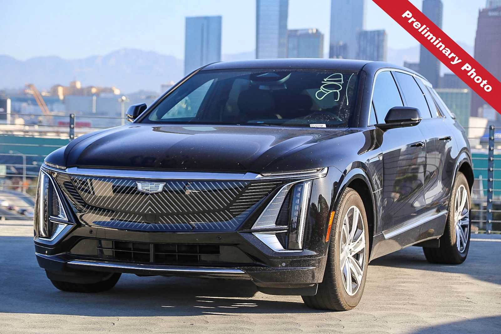 Used 2024 Cadillac Lyriq Tech AWD/4WD image 1