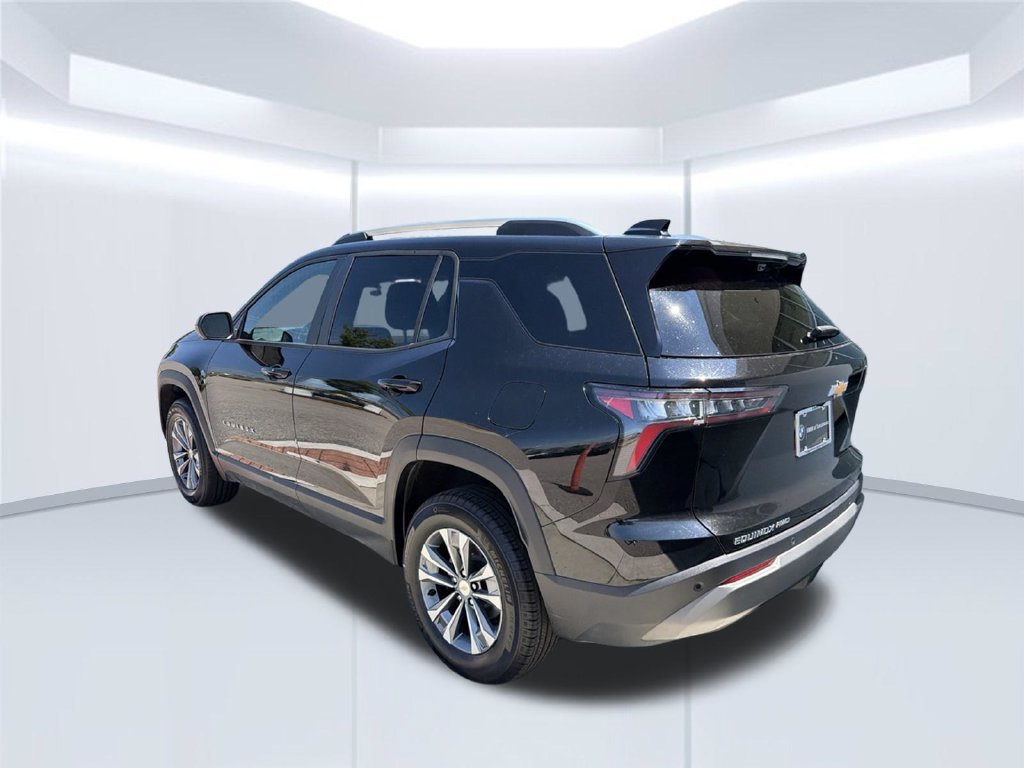 Used 2025 Chevrolet Equinox LT w/ Convenience Package II AWD/4WD image 5