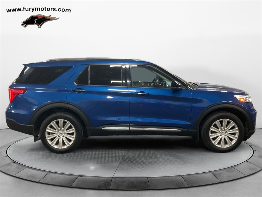 Used 2023 Ford Explorer Limited image 2