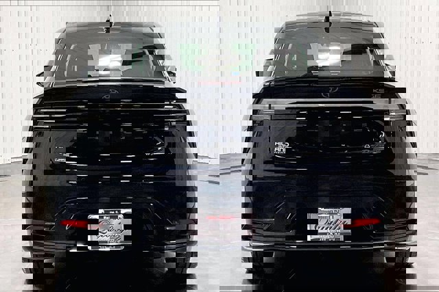 Used 2023 Toyota Prius Prime Premium w/ Advanced Technology Package FWD image 4