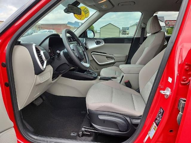 Used 2023 Kia Soul LX FWD image 18