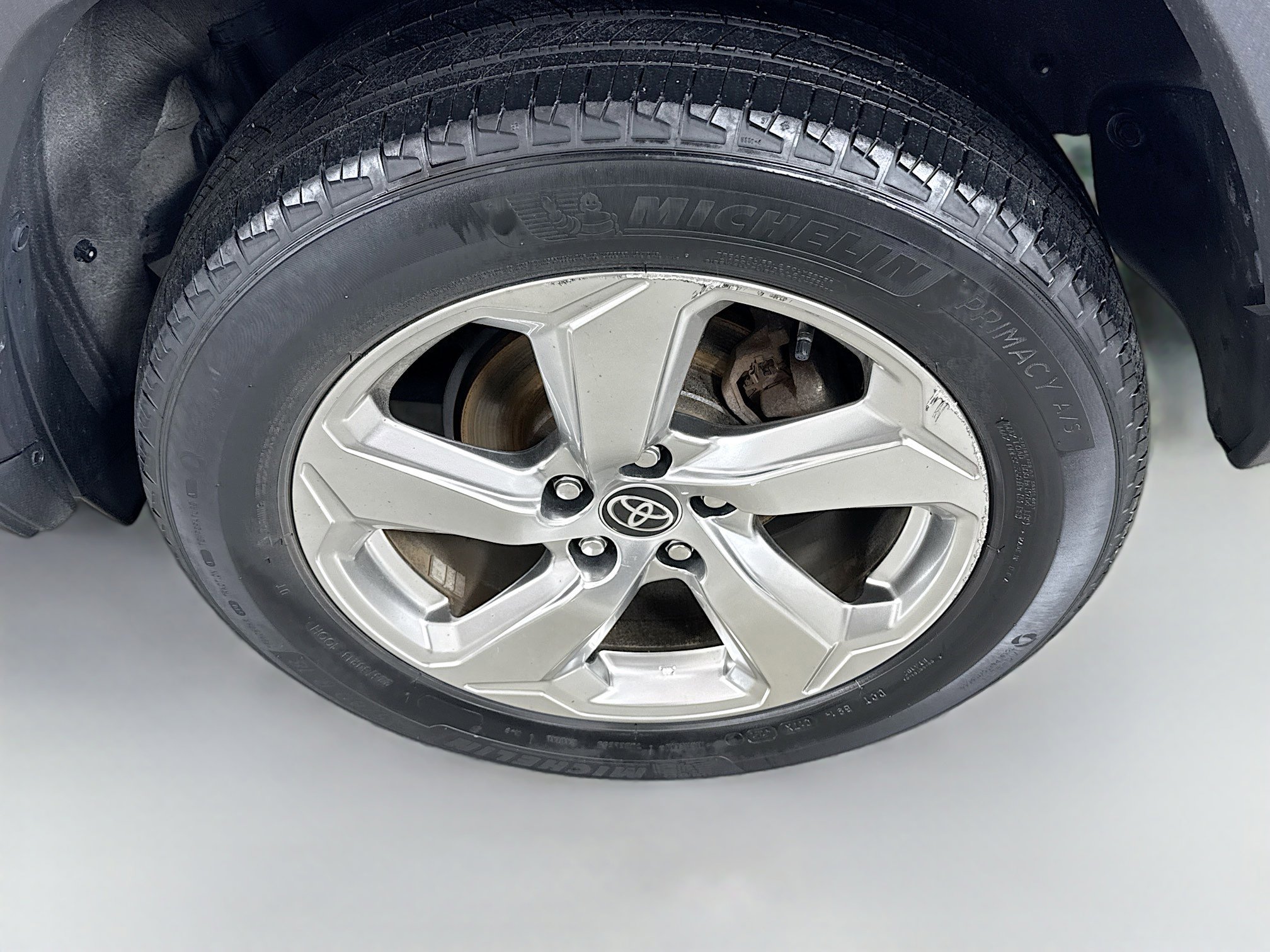 Used 2021 Toyota RAV4 Limited AWD/4WD image 30