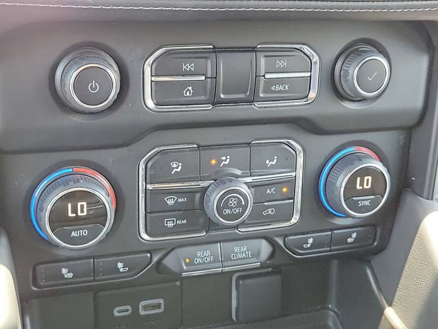 Certified 2023 Chevrolet Suburban LT w/ Luxury Package RWD image 50
