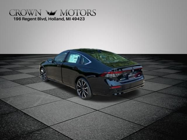 New 2025 Honda Accord Touring image 5