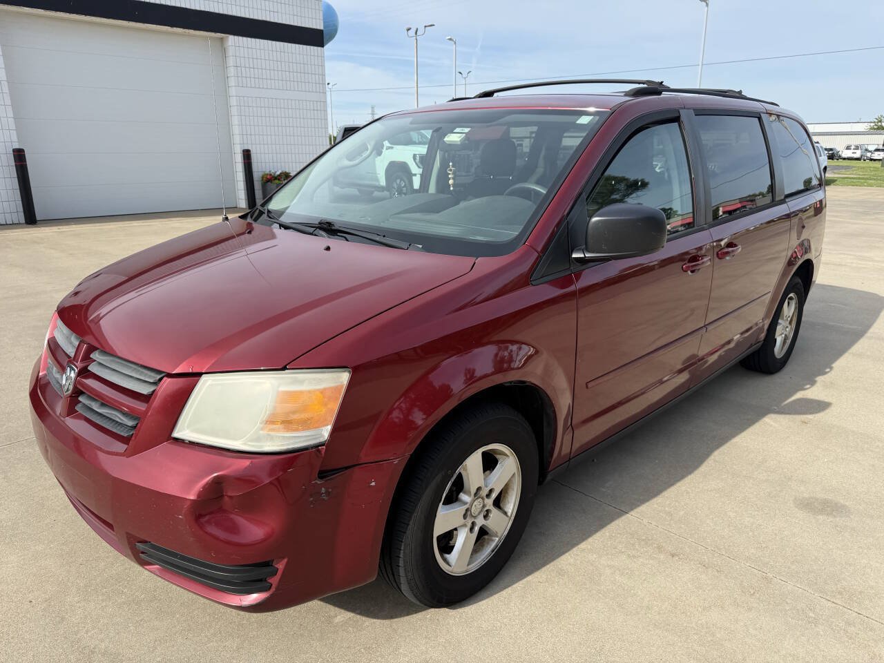 Used 2010 Dodge Grand Caravan Hero w/ Entertainment Group 1