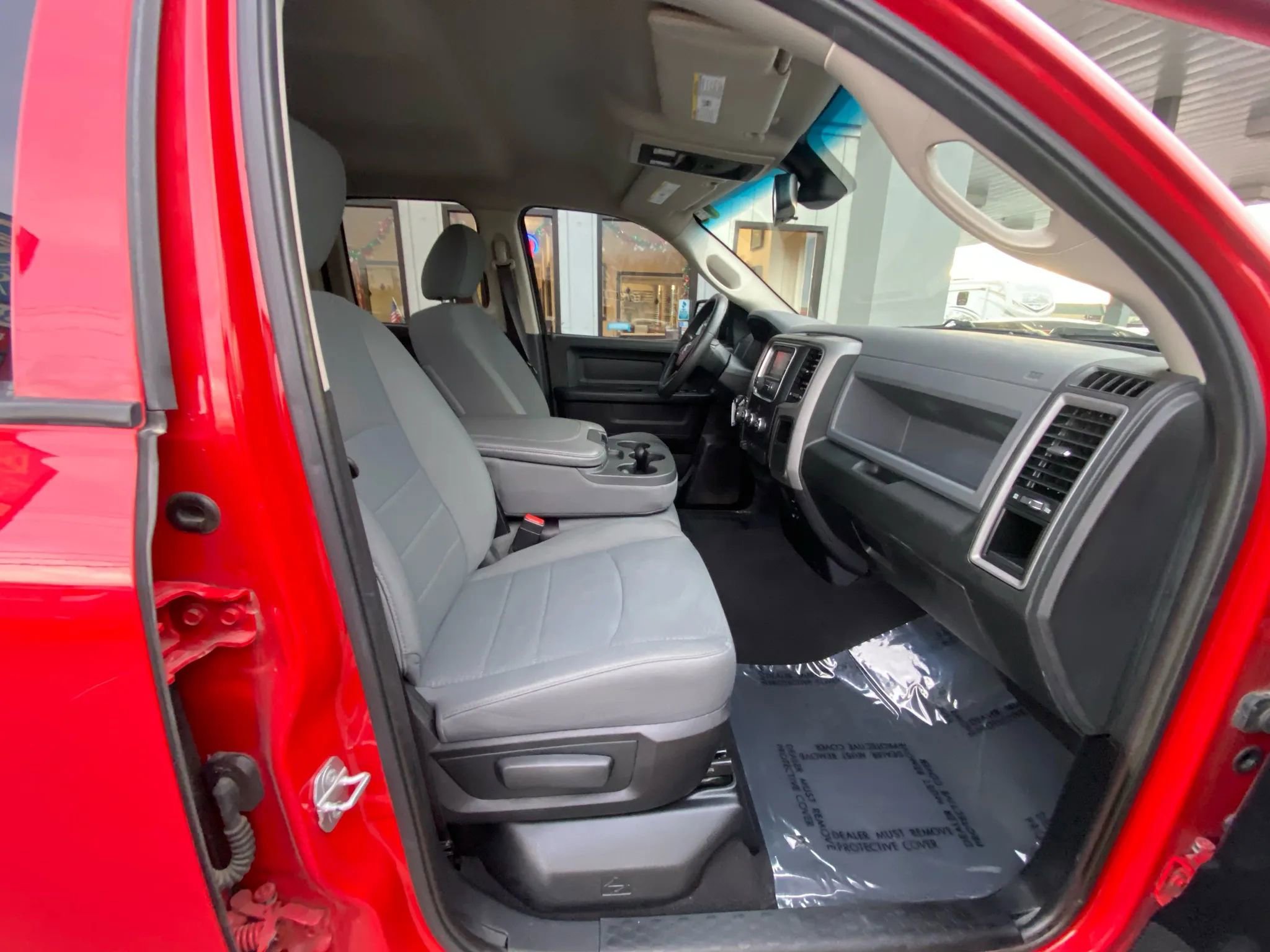 Used 2015 RAM 1500 Express image 29