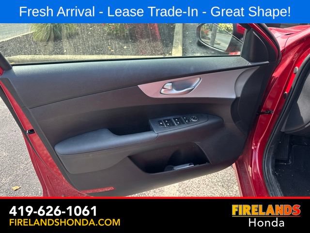 Used 2023 Kia Forte LXS w/ LXS Technology Package FWD image 15