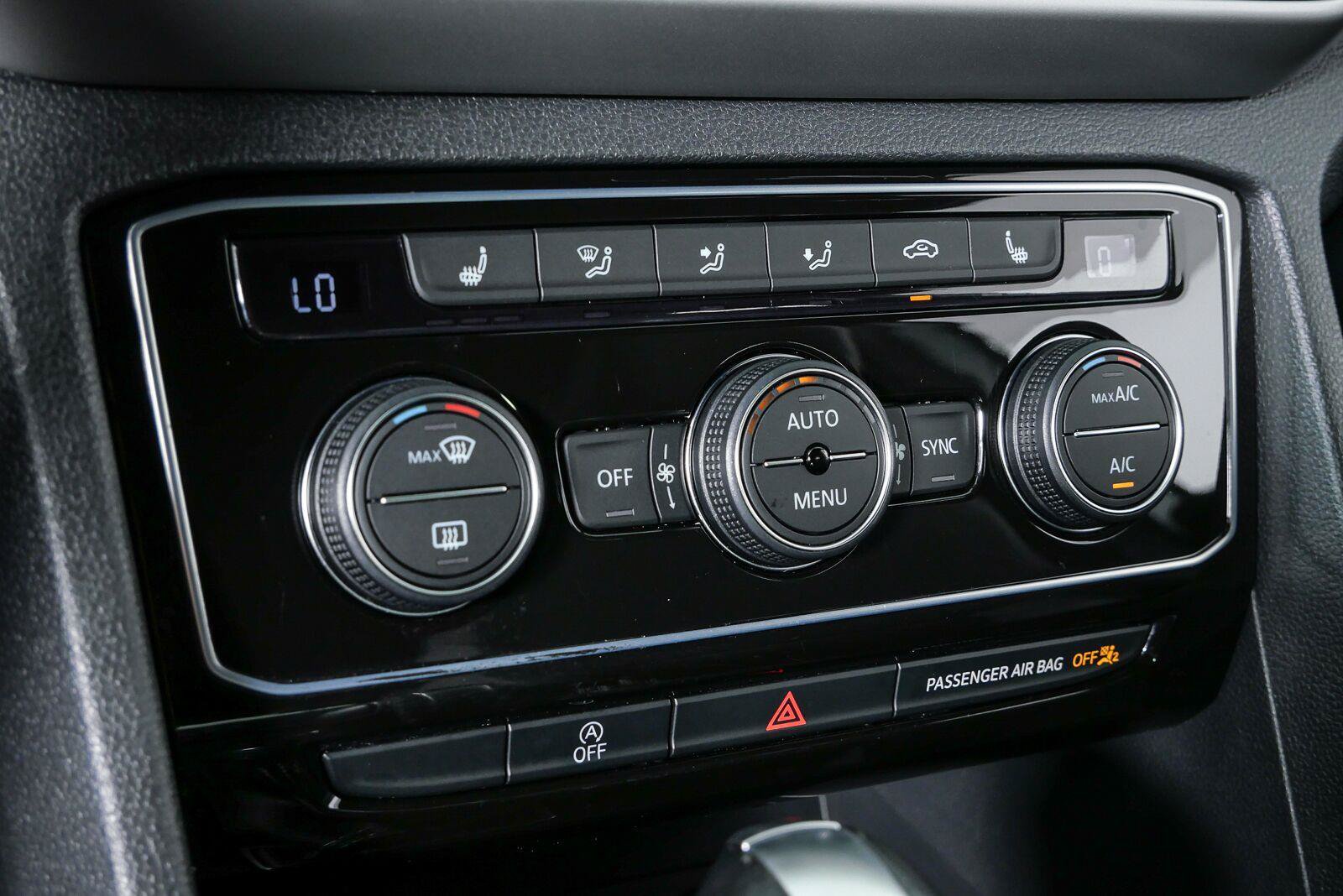 Certified 2023 Volkswagen Atlas Cross Sport SE AWD/4WD image 14