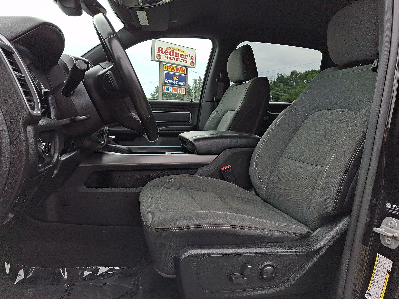 Used 2022 RAM 1500 Big Horn AWD/4WD image 13