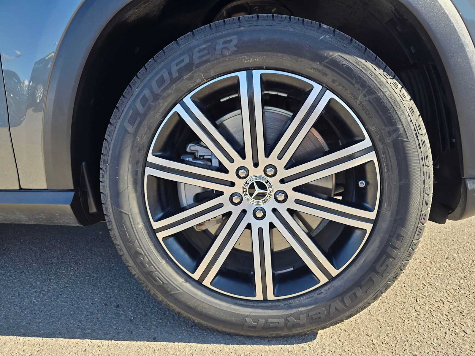 Used 2024 Mercedes-Benz GLE 450 4MATIC image 9