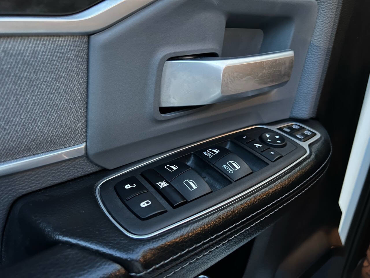 Used 2023 RAM 2500 Big Horn w/ Level 1 Equipment Group image 11