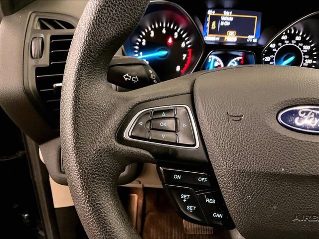 Used 2018 Ford Escape SE w/ SE Sync 3 Package AWD/4WD image 17