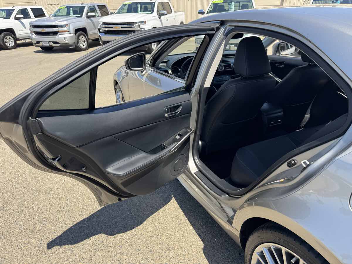 Used 2014 Lexus IS 250 w/ Navigation Package RWD image 20