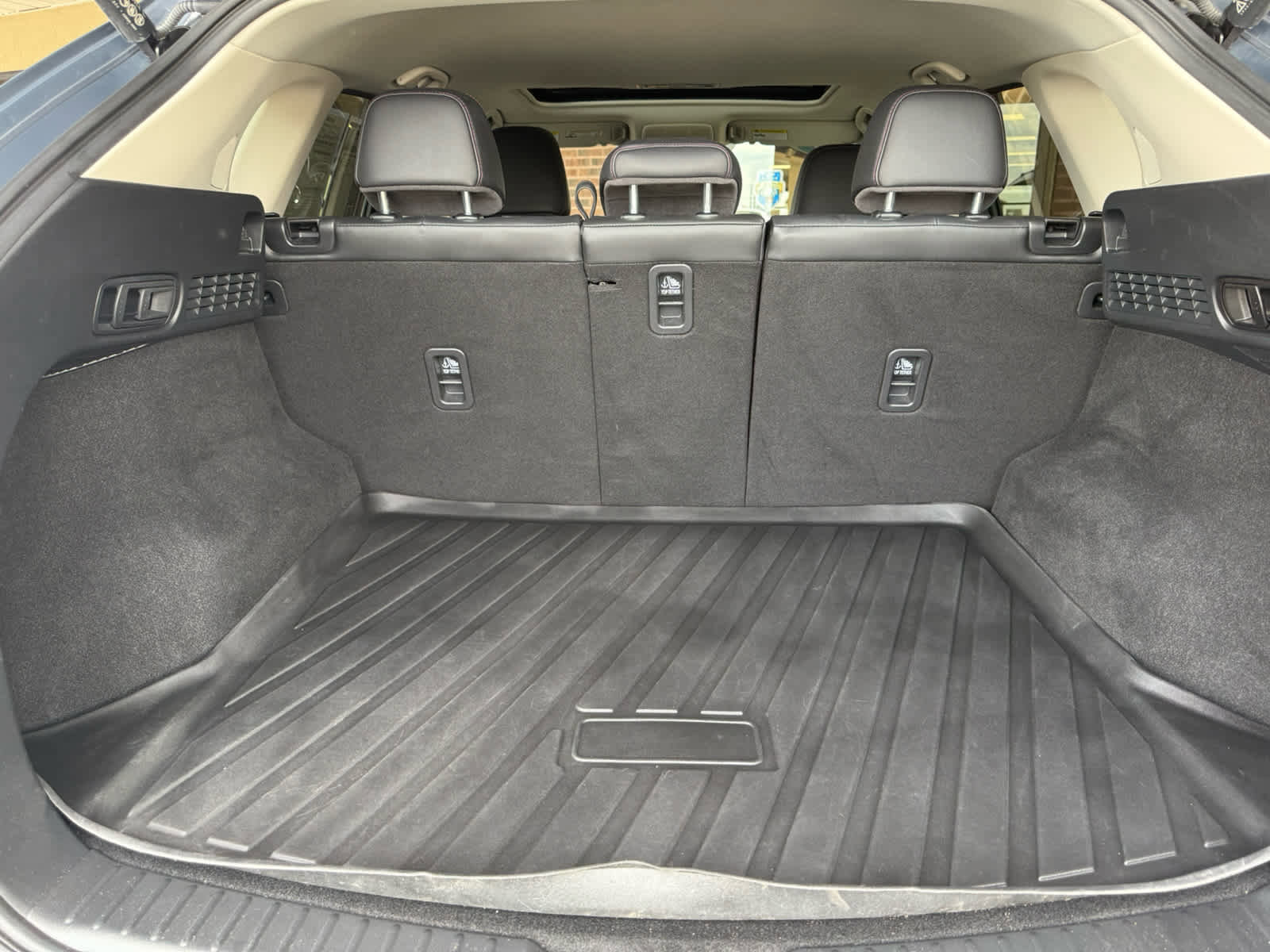 Used 2023 MAZDA CX-5 Carbon Edition image 6