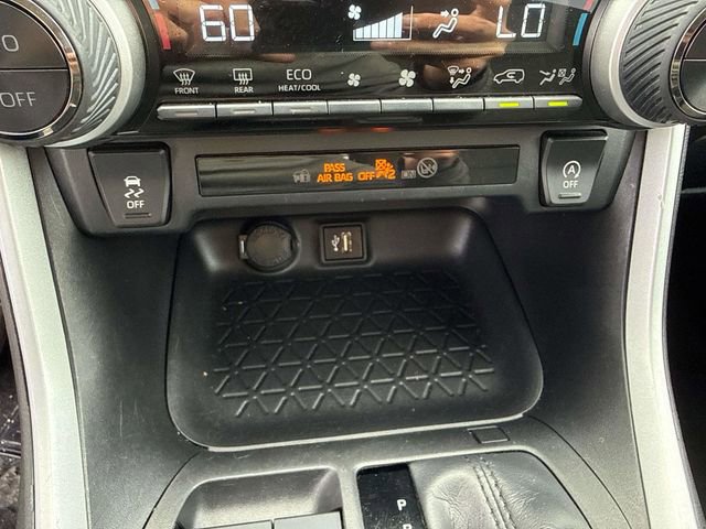 Used 2024 Toyota RAV4 XLE image 30