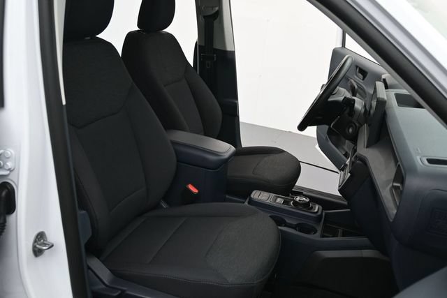 Used 2025 Ford Maverick XL w/ Equipment Group 102A AWD/4WD image 30