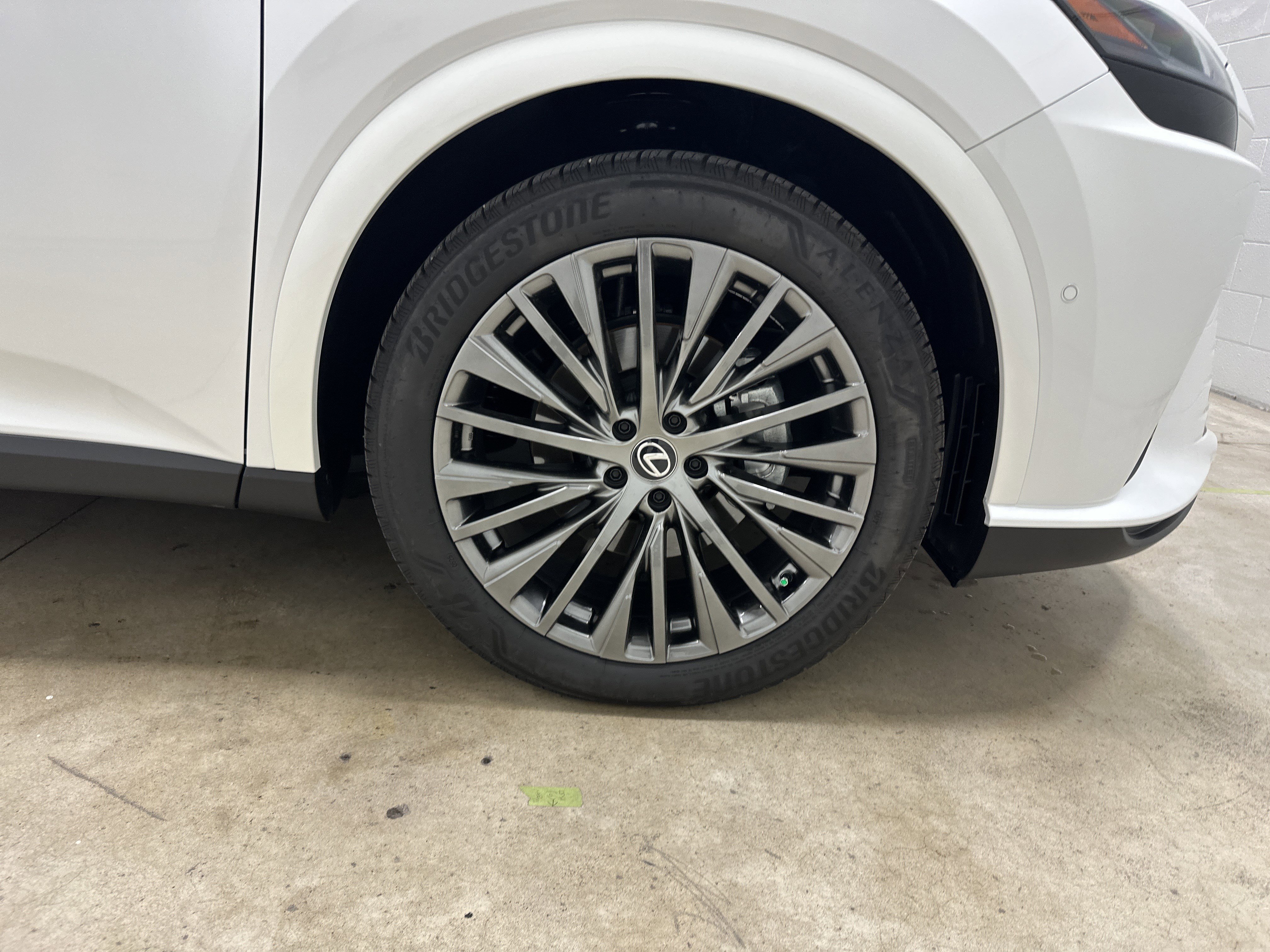 Certified 2025 Lexus RX 350 AWD w/ Convenience Package image 13