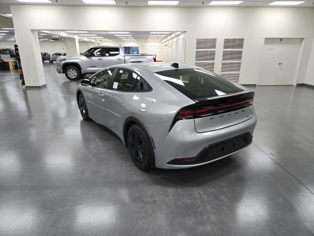 New 2026 Toyota Prius LE image 4