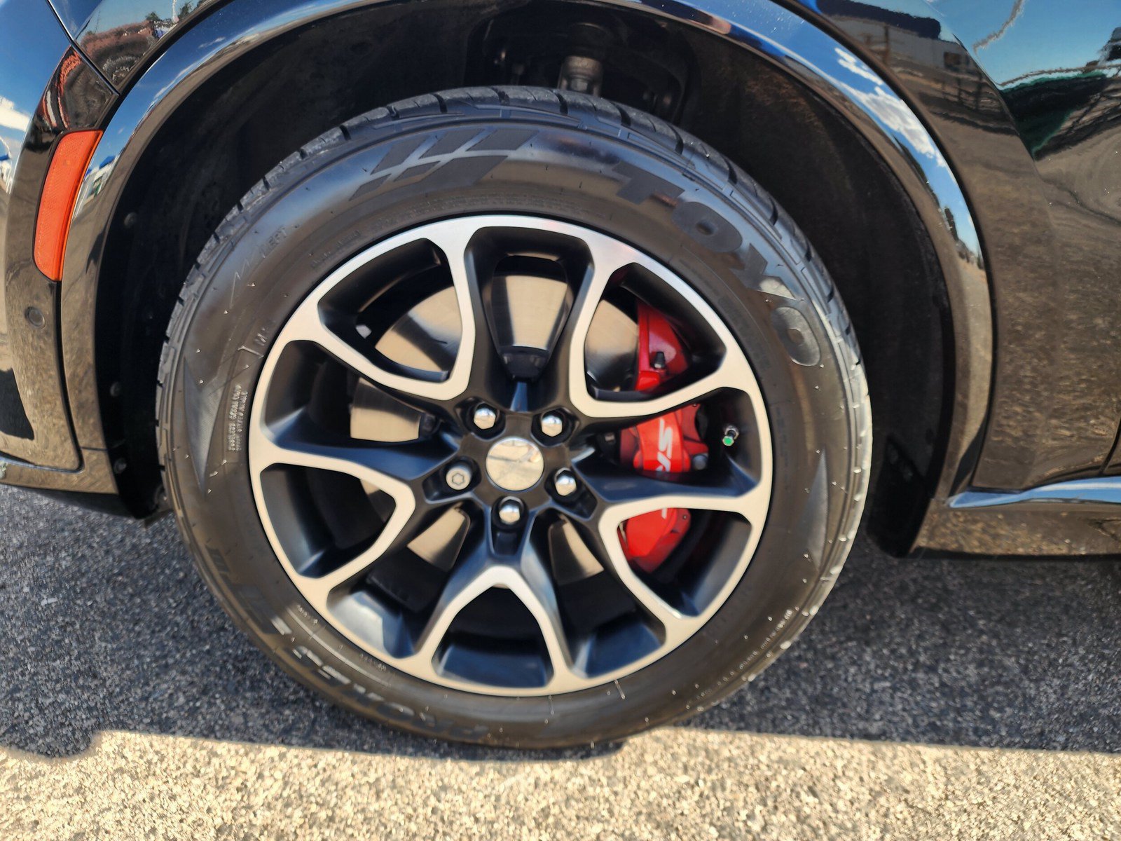 Used 2025 Dodge Durango SRT Hellcat w/ Trailer Tow Group IV AWD/4WD image 9