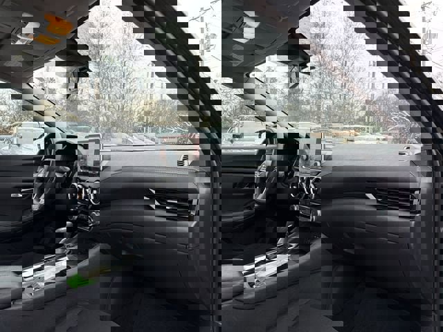 Used 2024 Nissan Sentra SV image 15