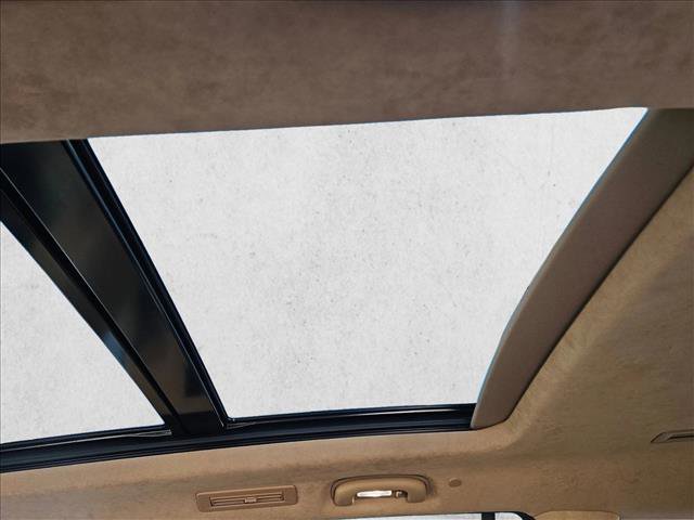 Used 2023 Cadillac XT6 Premium Luxury w/ Platinum Package AWD/4WD image 20