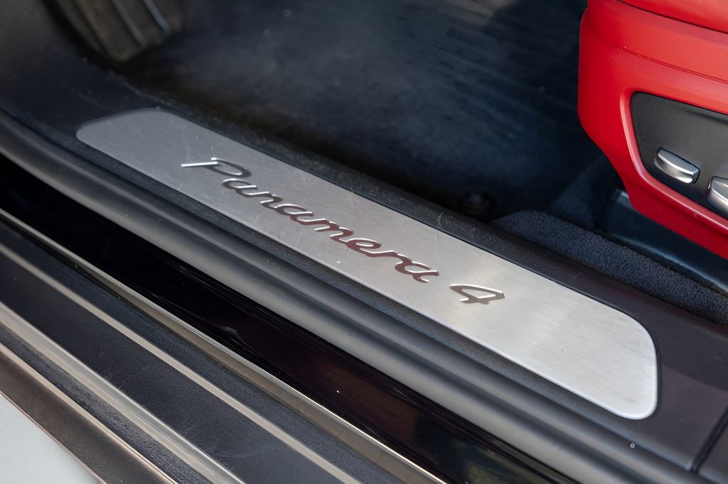 Used 2021 Porsche Panamera 4 AWD/4WD image 45